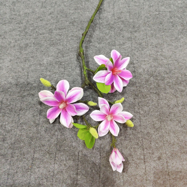 Lebensechte Blumenspitze mit weichen Blütenblättern
