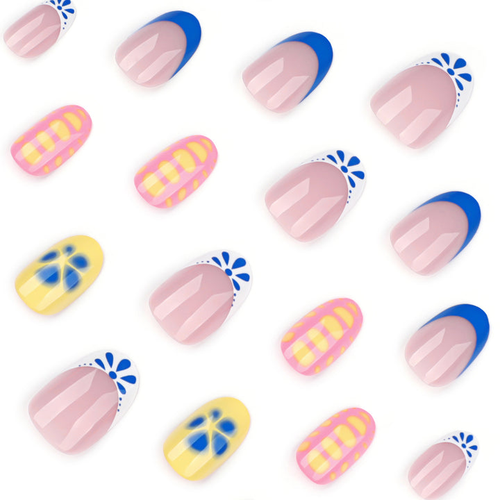 Künstliche Nagelkunst mit buntem Sommerdesign Karnz