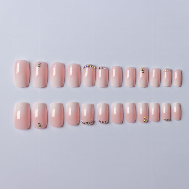 Kristallverzierter Nagelkunst-Kit