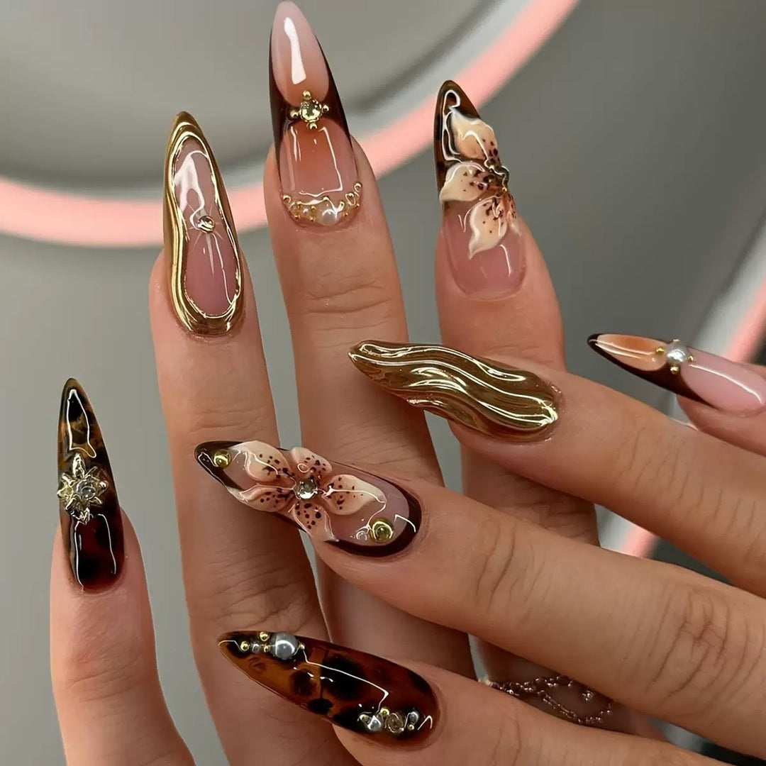 Artistic Nail Art Karnz