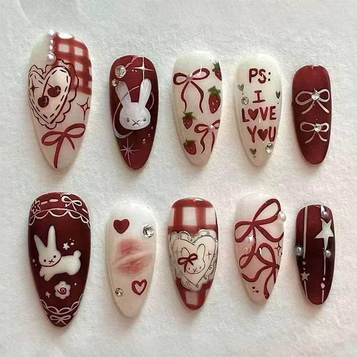 Künstlerisches Floral- und Stern-Applikationen Press-On Nagelset Karnz