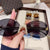 Damen Sonnenbrille mit glitzerndem Rahmen und ovalen Gläsern Karnz