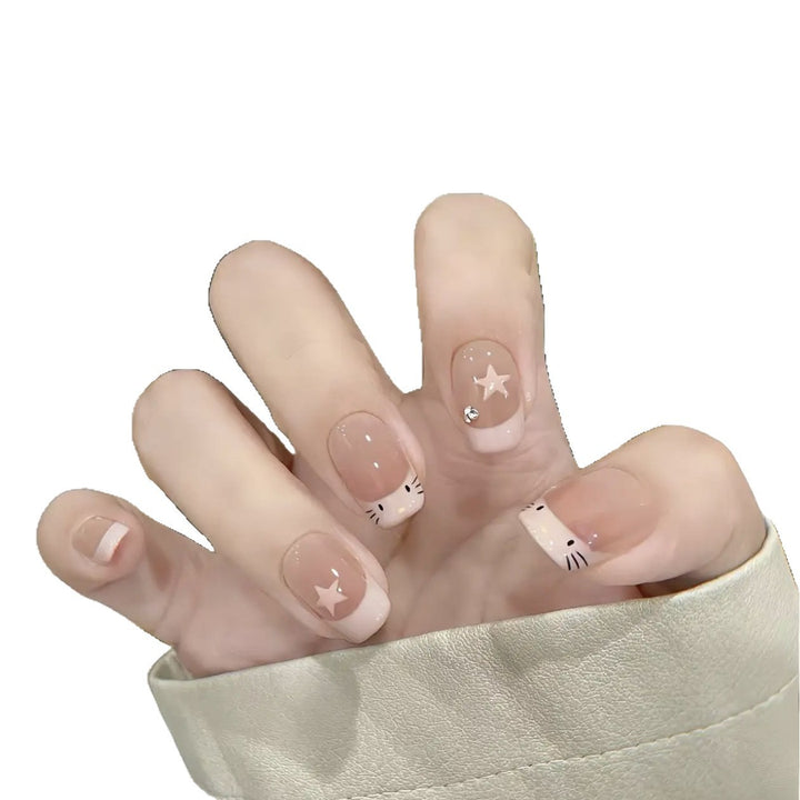 Künstliche Wunderschöne Nagelkunst Karnz