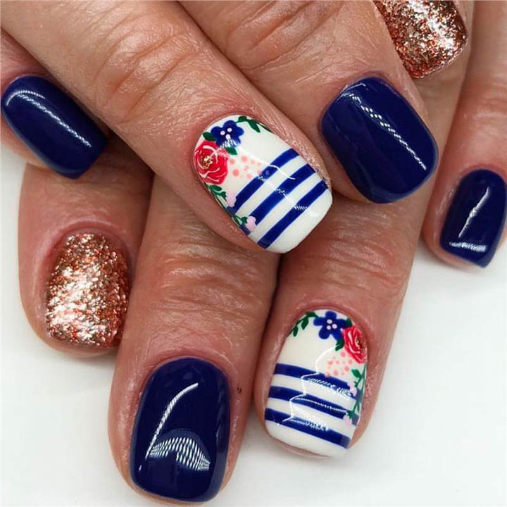 Dekoratives Floral Press-On Nagelset Karnz 1787913909