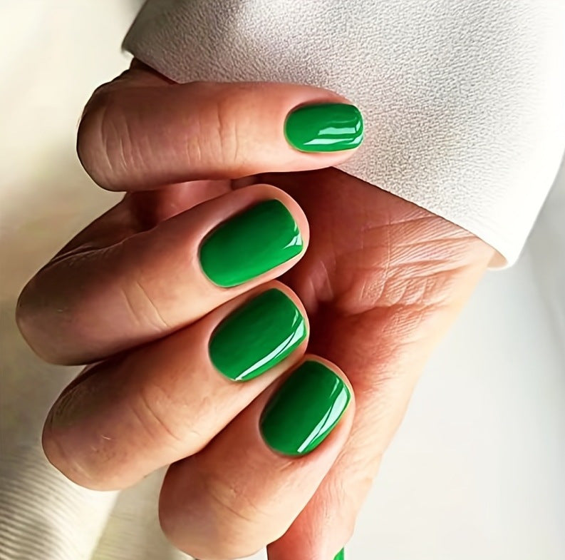 Glänzende Pediküre Nagelkunst Karnz
