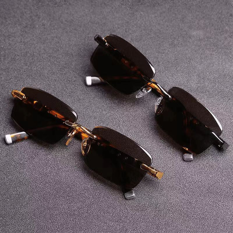 Damen modische rechteckige Sonnenbrille mit einzigartigem Gestaltungsmerkmal Karnz