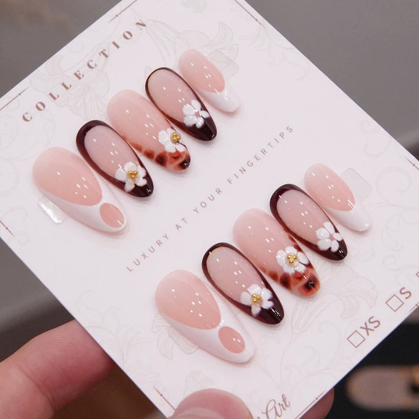 Luxuriöse florale dekorative Press-On Nägel