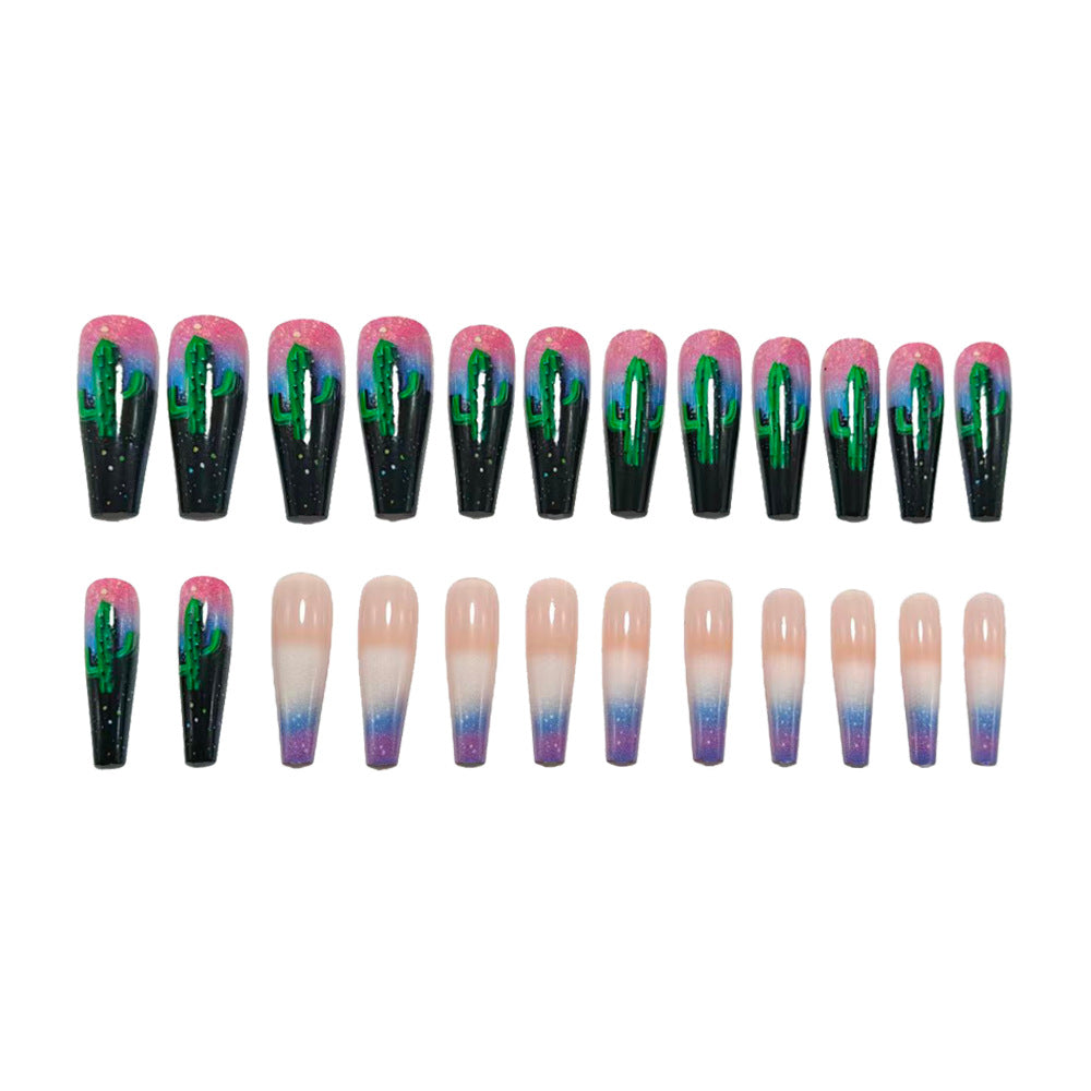 Kreative Nagelkunst mit Kaktusdesign Karnz