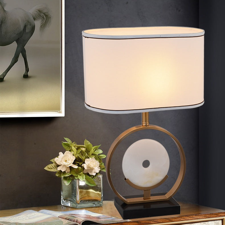 Künstlerische Tischlampe