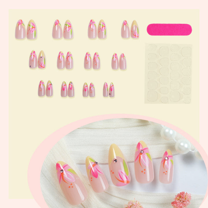 Blumenmuster Press-On Nagelkunst Karnz