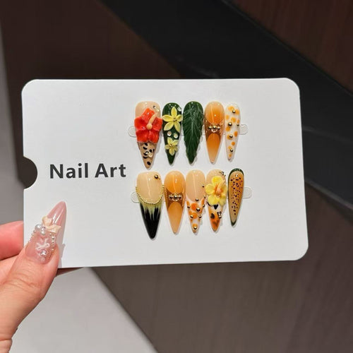 Dekorative Nagelkunst