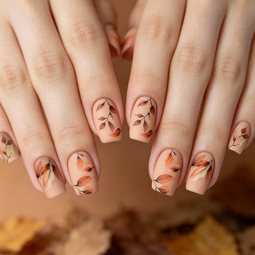 Künstlerische Herbstblätter Nagelkunst Karnz