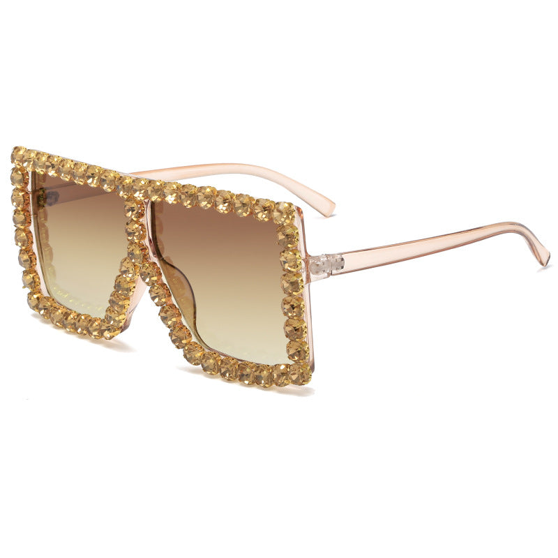 Damen auffällige quadratische Sonnenbrille mit funkelnden Applikationen Karnz