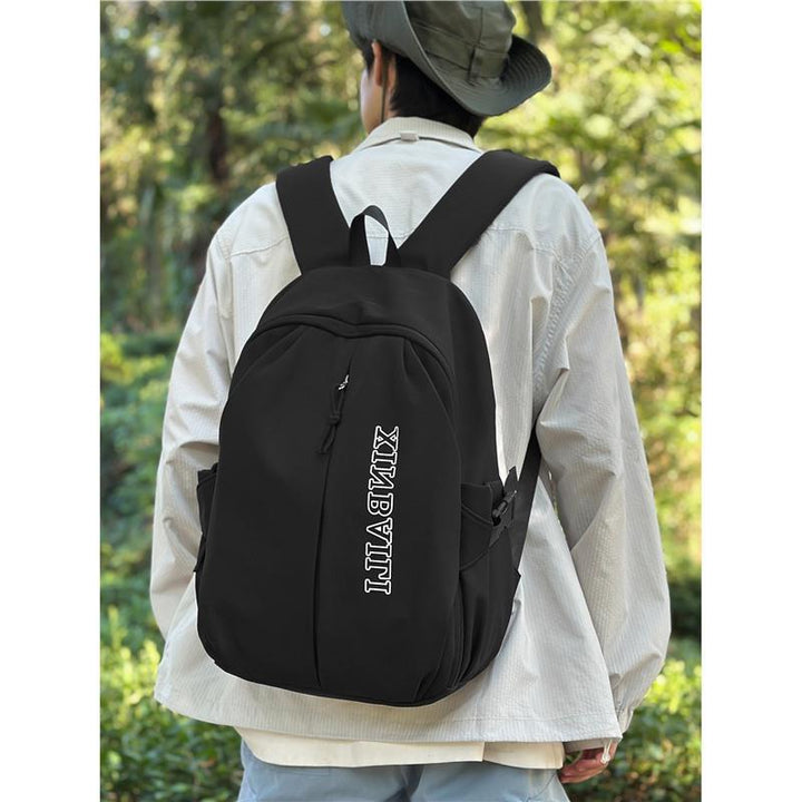 Stylischer Outdoor-Rucksack
