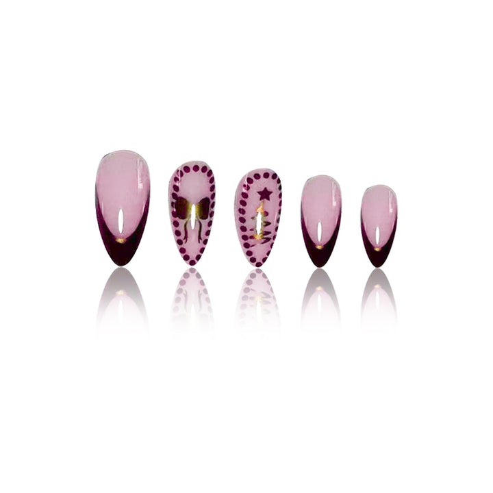 Künstlerische Nageldesigns Karnz