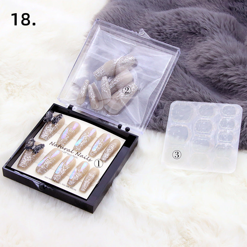 Elegantes vorgefertigtes Drucknagel-Set Karnz