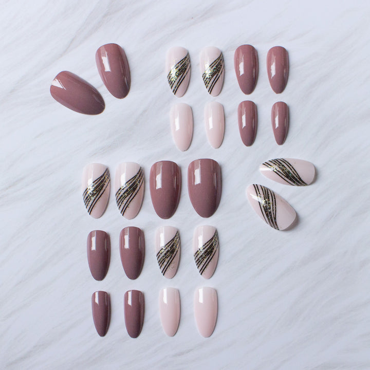 Elegantes Stiletto-Design-Nagelkunst-Set