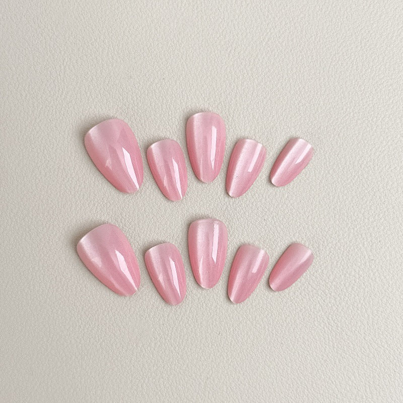 Elegante Kunstnägel mit Hochglänzendem Finish Karnz
