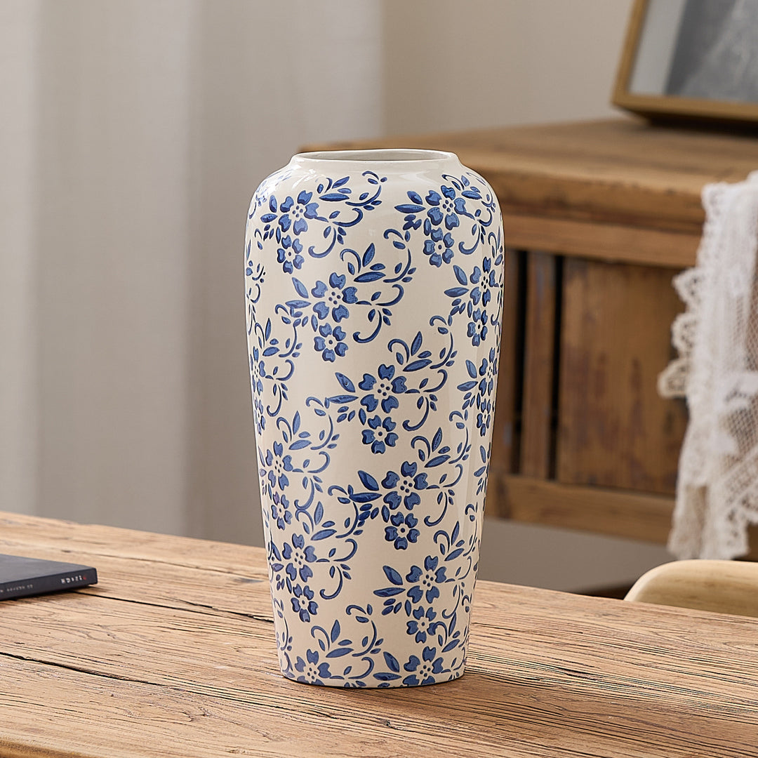 Elegante Keramikvase im Blumenmuster Karnz