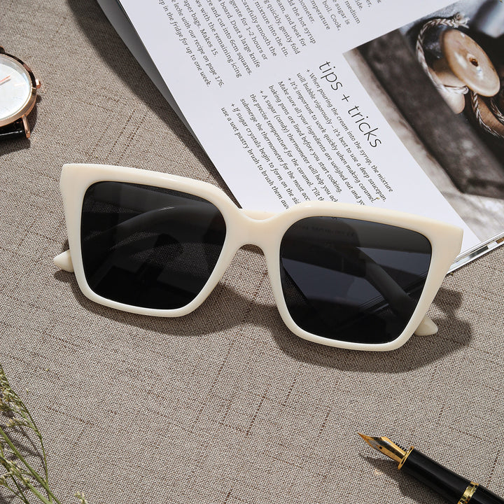 Damen geometrische Sonnenbrille mit schützendem UV-Filter und stylischem Schildpatt-Design Karnz