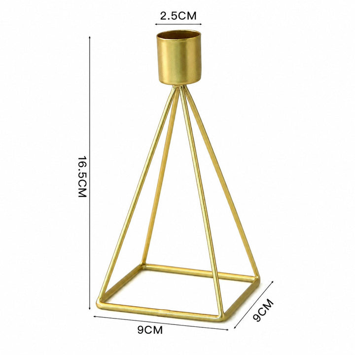 Moderner geometrischer Kerzenhalter