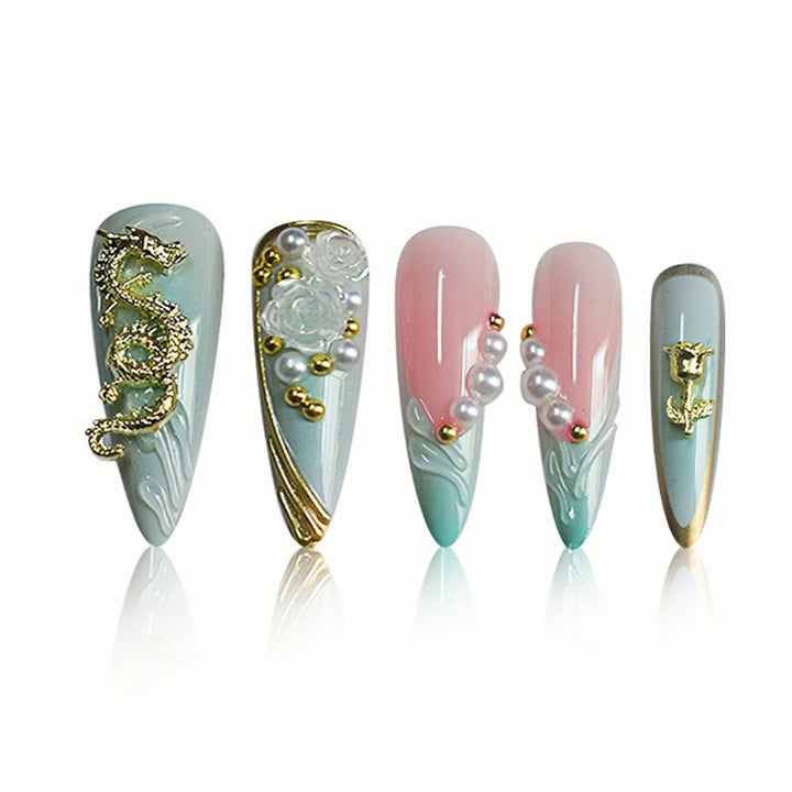 Dekorative Stiletto Press-On Nagelkunst Erweiterungen Karnz