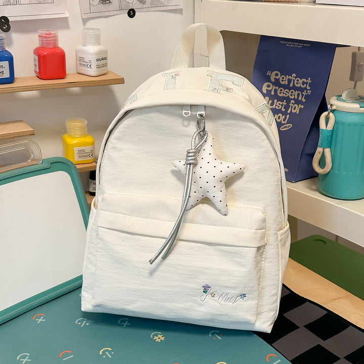 Stylische Freizeit-Rucksack mit Sternanhänger Karnz