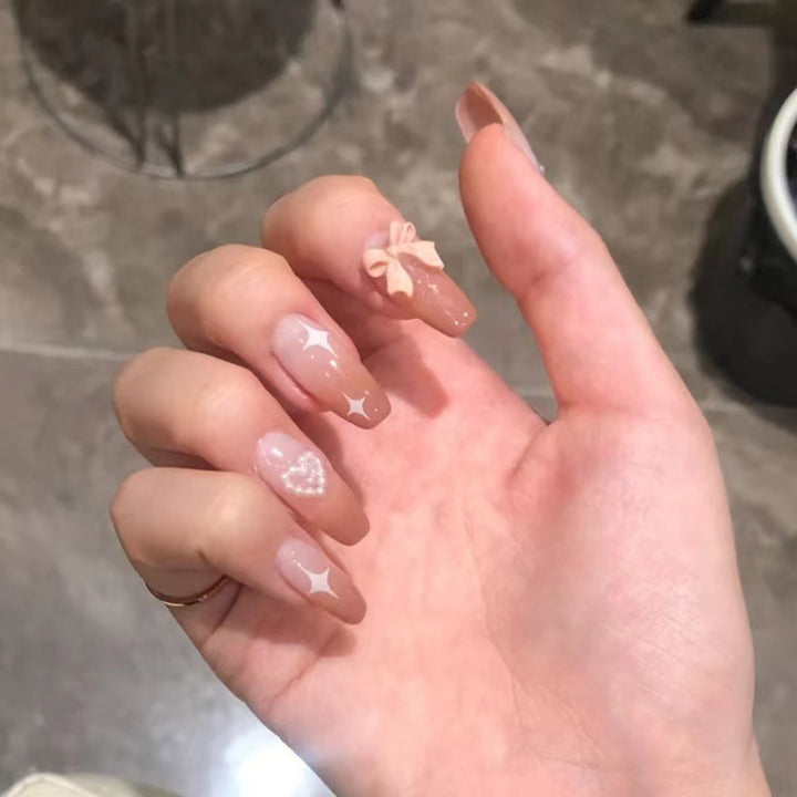 Exquisite 3D Nagelkunst Karnz
