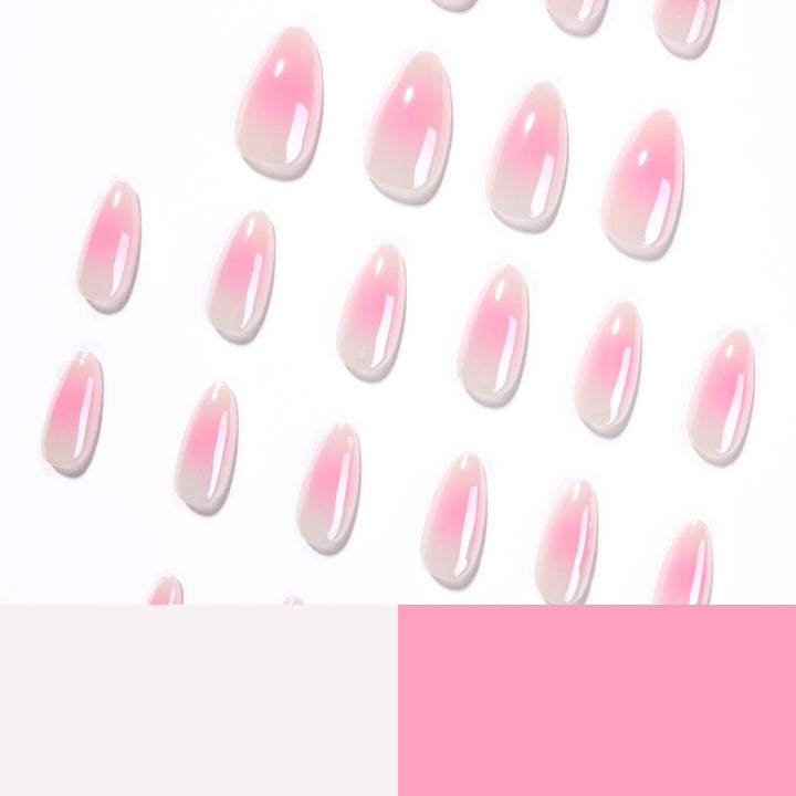 Kunstvolle Nagelverlängerungen im eleganten Ombre-Design Karnz