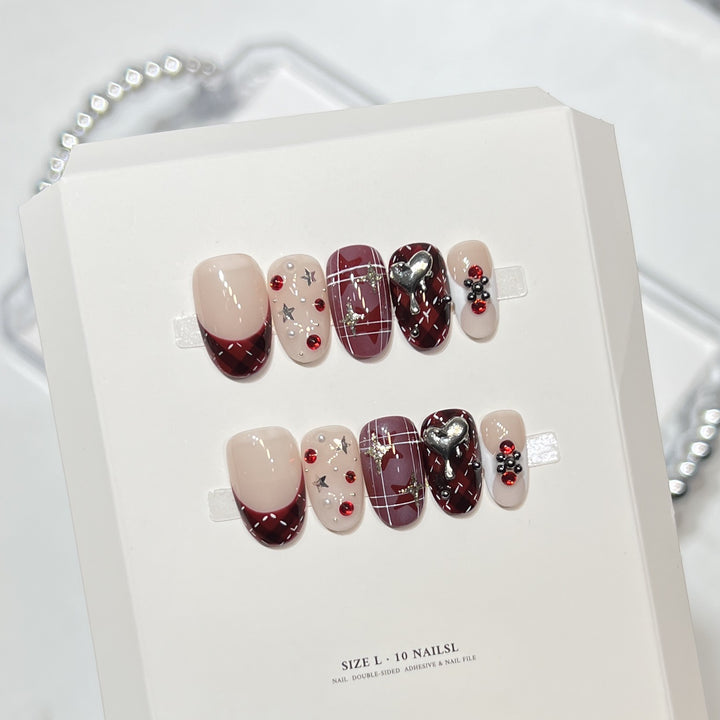 Künstlerisches Press-On-Nagel-Set mit stylischem Design