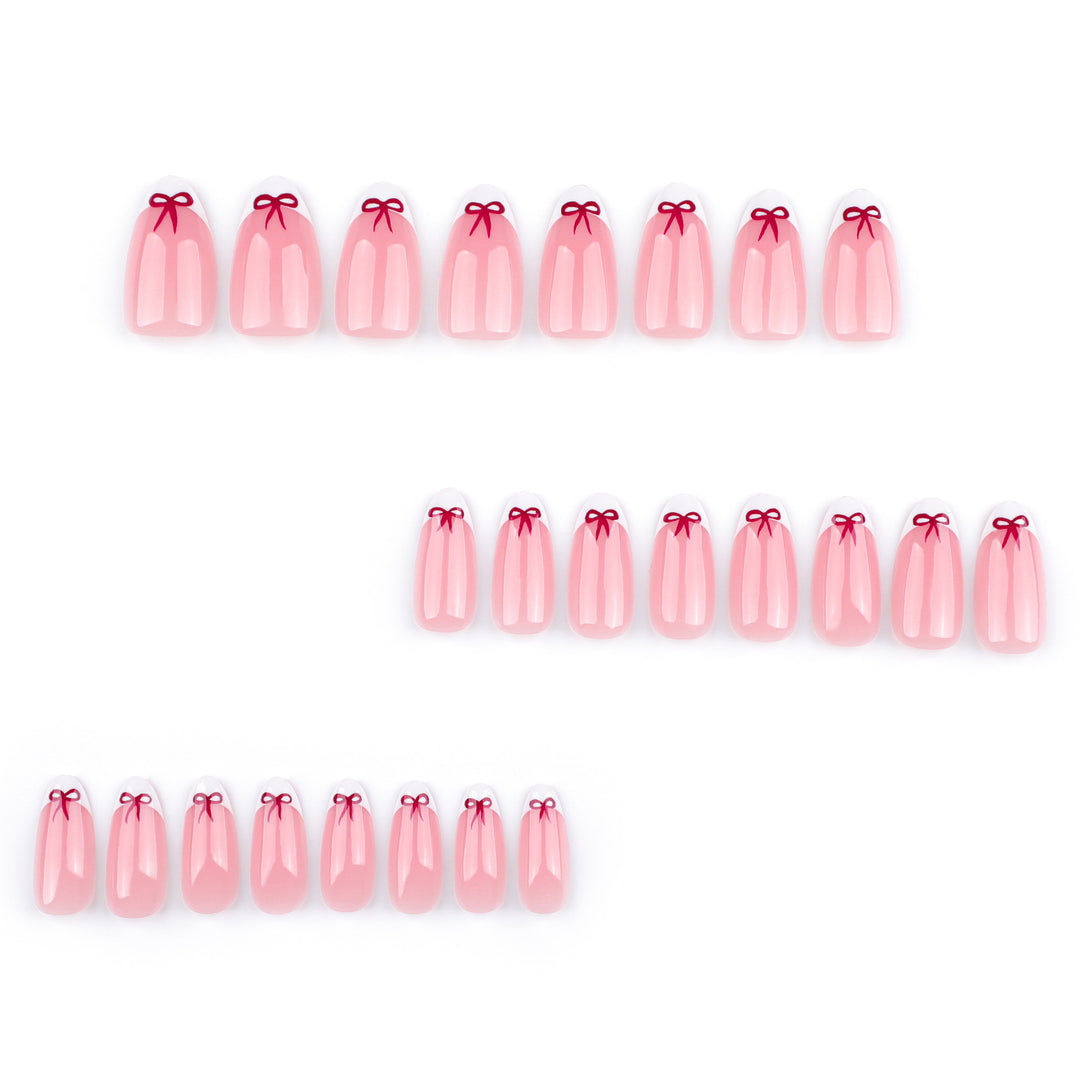 Elegante Nailart mit Schleifen-Design Karnz