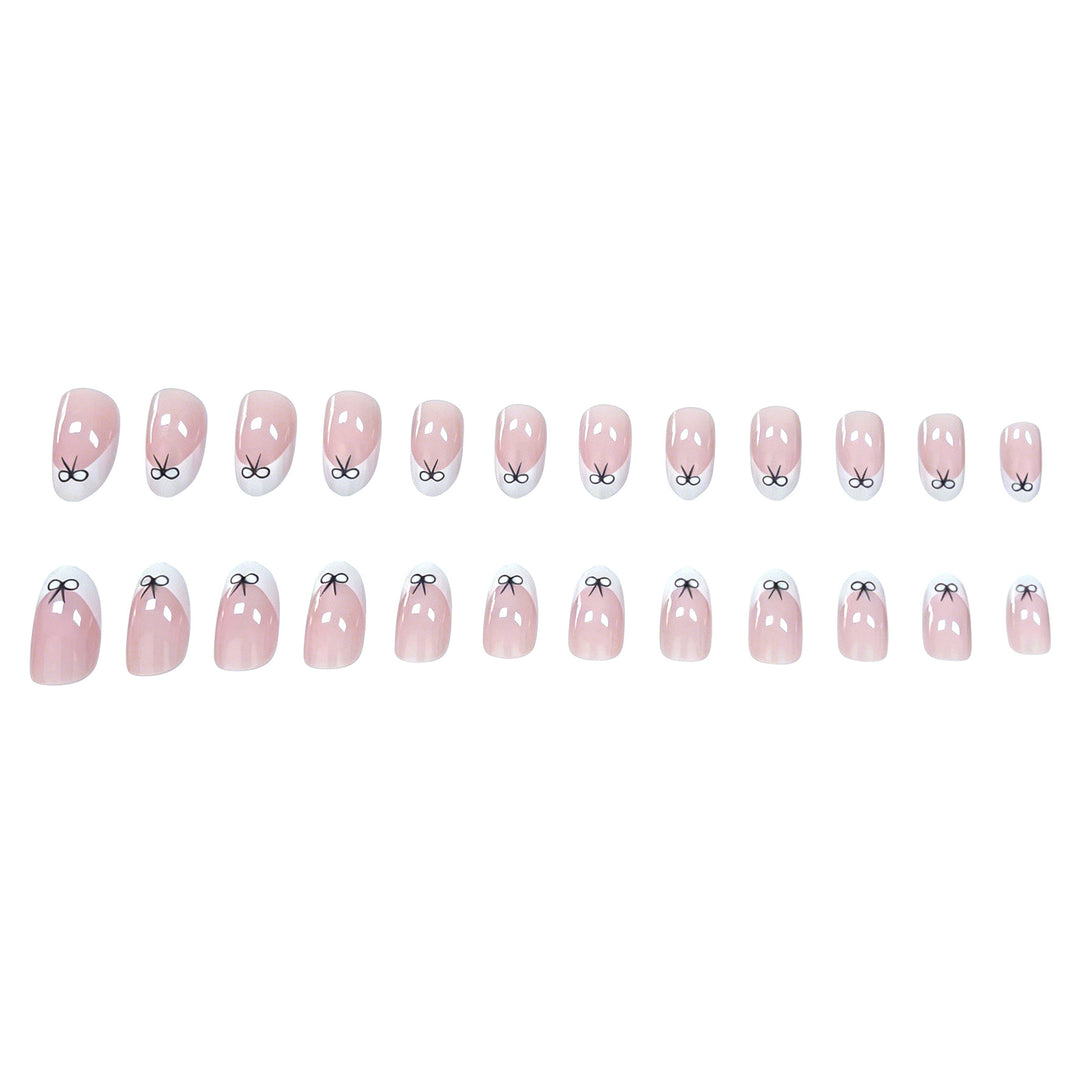 Künstlerische Schleifen-verzierte Nagelkunst Karnz