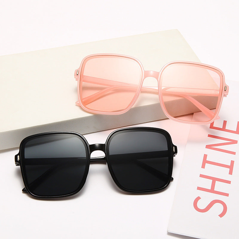 Damen große quadratische Sonnenbrille mit auffälligem Muster Karnz