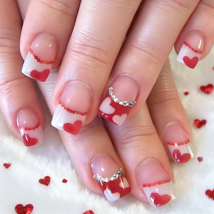 Herz-verzierte Acryl Press-On Nagelkunst Karnz