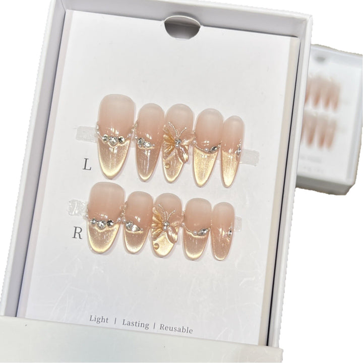 Elegantes blumeninspiriertes Press-On-Nagelset