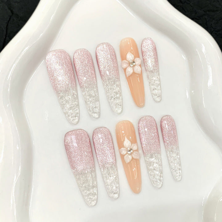 Glamouröse kristallinfundierte Press-On-Nagelset