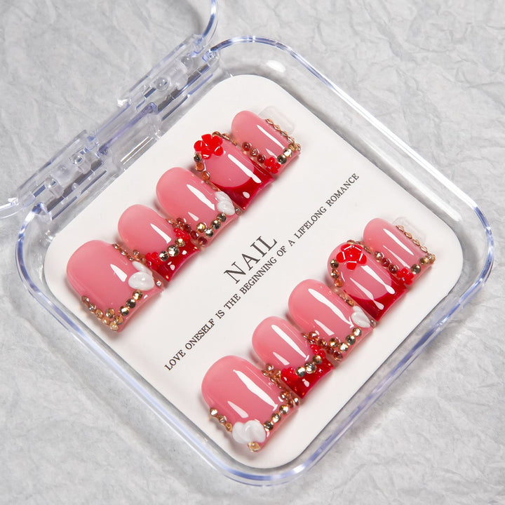 Dekoratives Press-On Nagelset mit Kristallakzenten