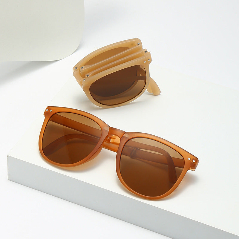 Damen trendige Sonnenbrille mit facettenreichem Rahmen Karnz