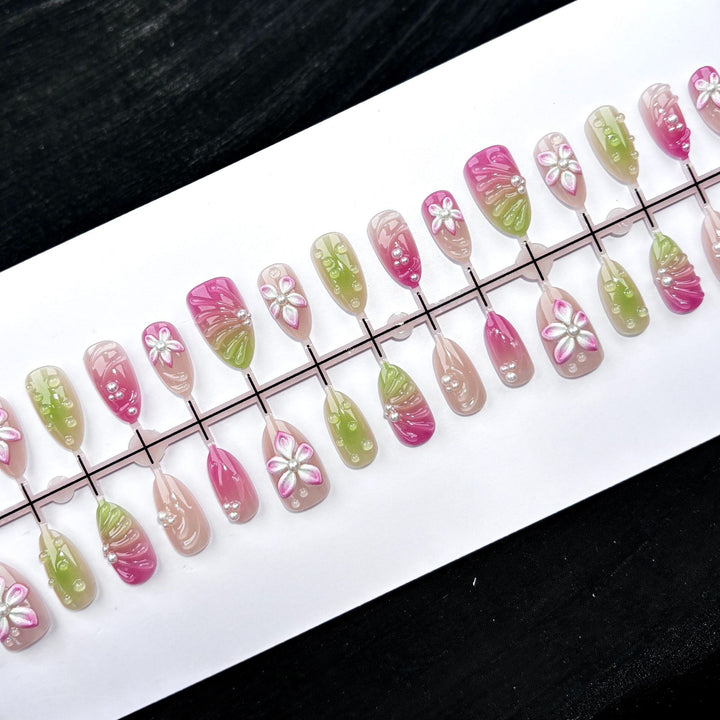 Elegante Polka Dot und Spitzen Press-On Nagel Set