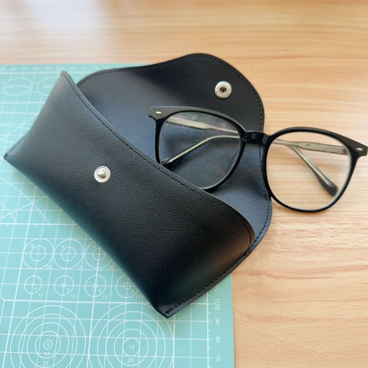 Stylische Lederbrille Etui Karnz