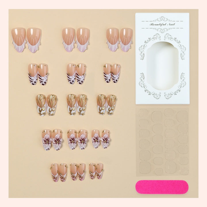 Künstliche Fingernägelset mit elegantem Design Karnz