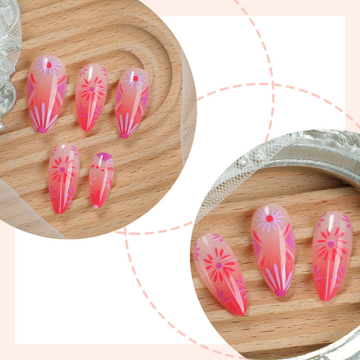 Künstlerisches Press-On-Nagelset mit floralen und geometrischen Mustern Karnz
