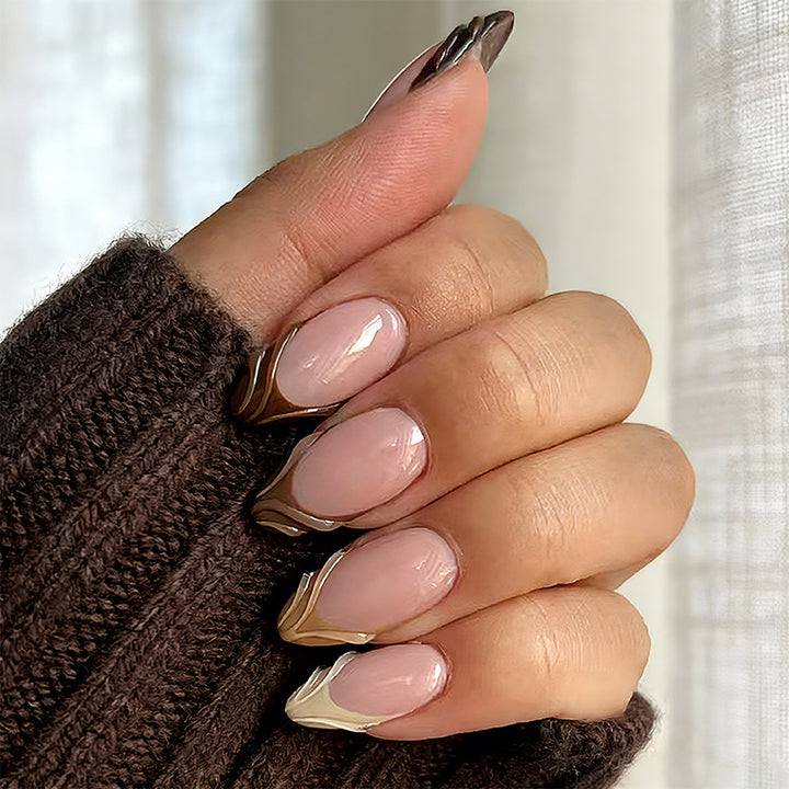 Kreative Nagelspitzen im eleganten Design Karnz