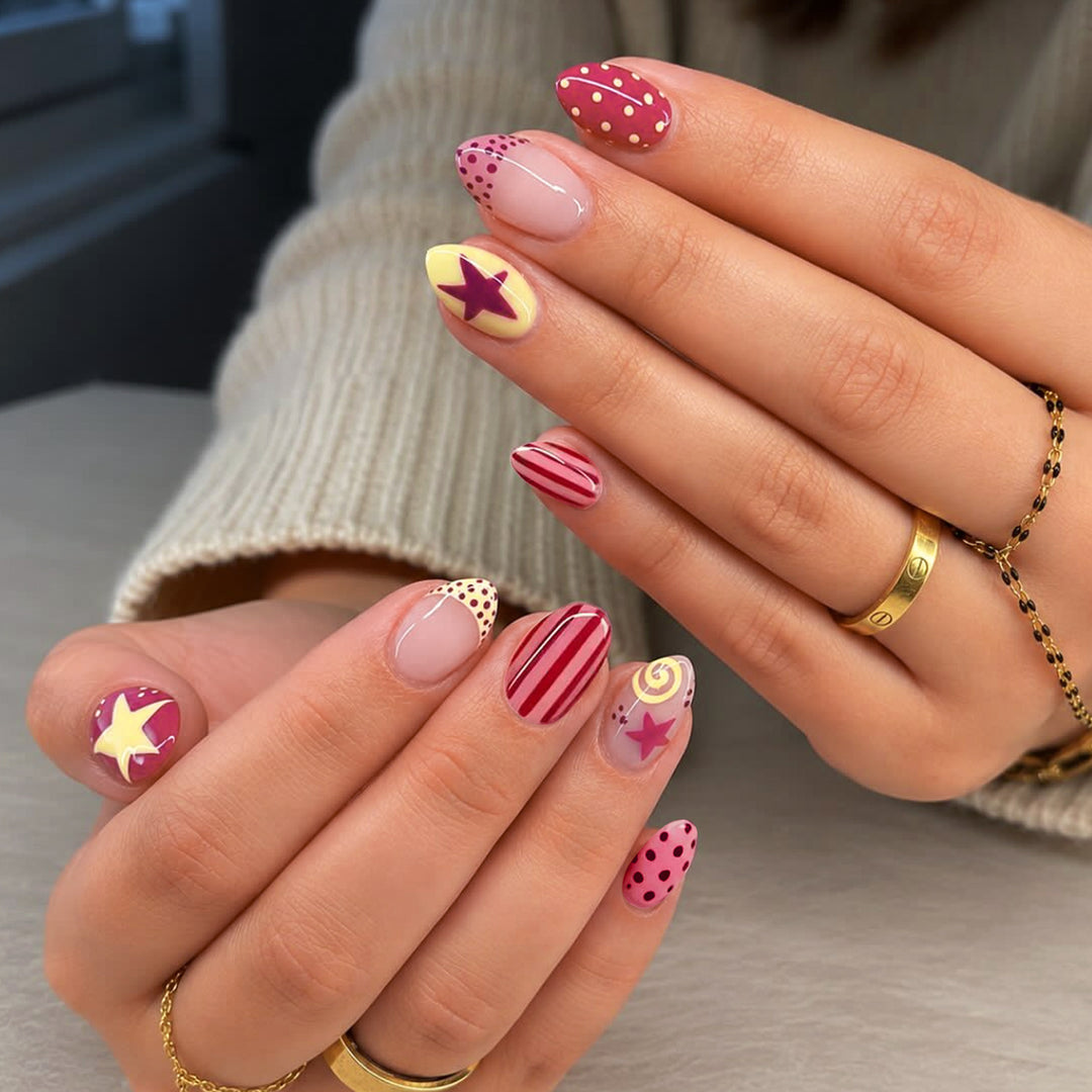 Kreative und bunte Nagelkunst Karnz