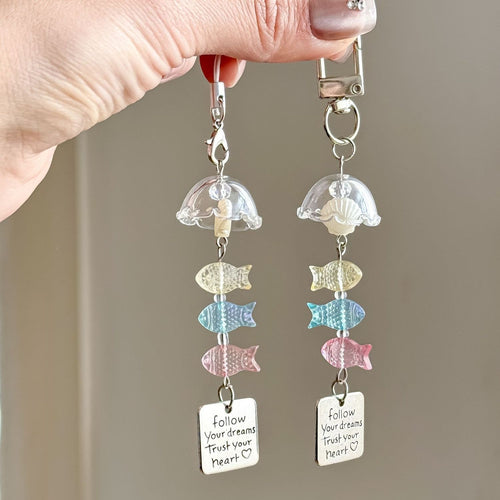 Verspielter Schlüsselanhänger mit Maritimem Design Karnz