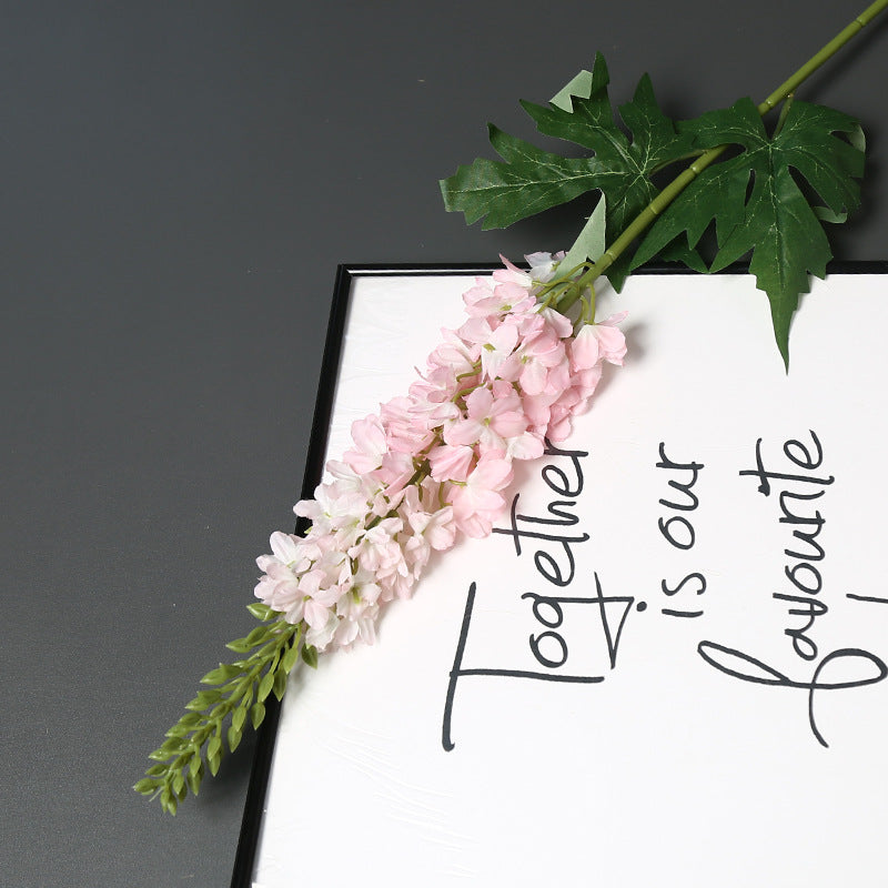 Künstlicher floraler Akzent für die Heimdekorationsausstellung