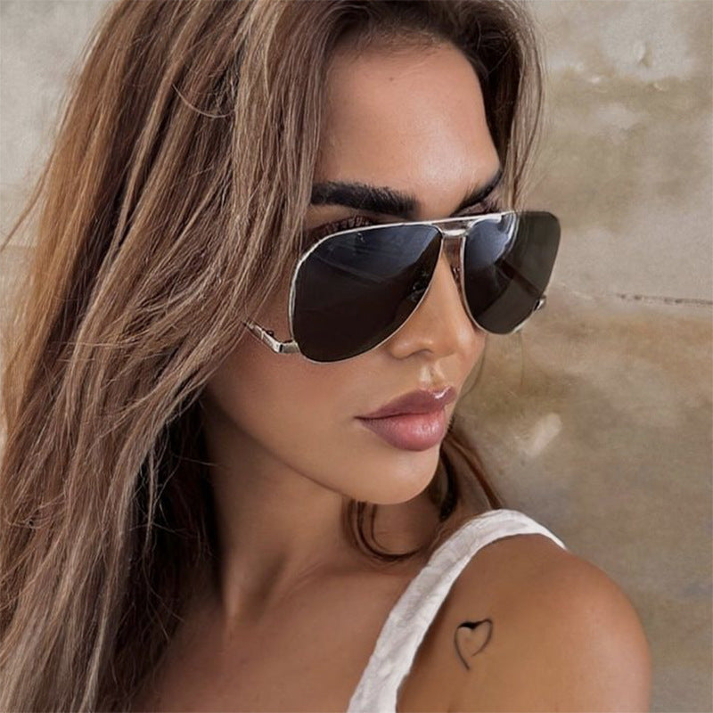Damen Flugzeug-Sonnenbrille mit modernem Metallrahmen und polarisierten Gläsern Karnz