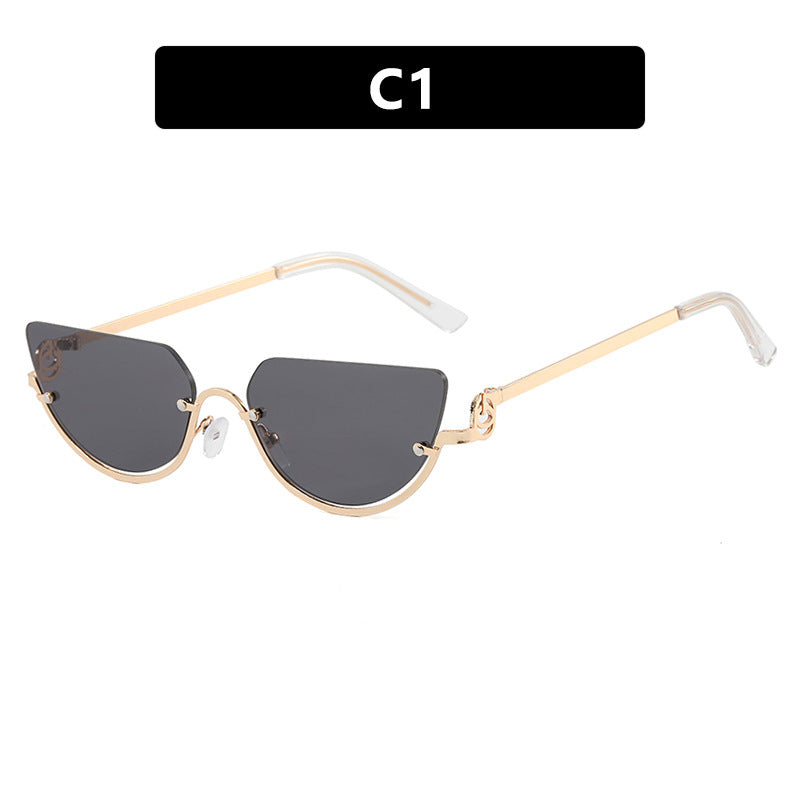Damen Cat-Eye Sonnenbrille mit goldfarbenem Metallrahmen und UV-Schutz Karnz