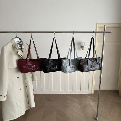 Schlanker strukturierter Leder-Tote