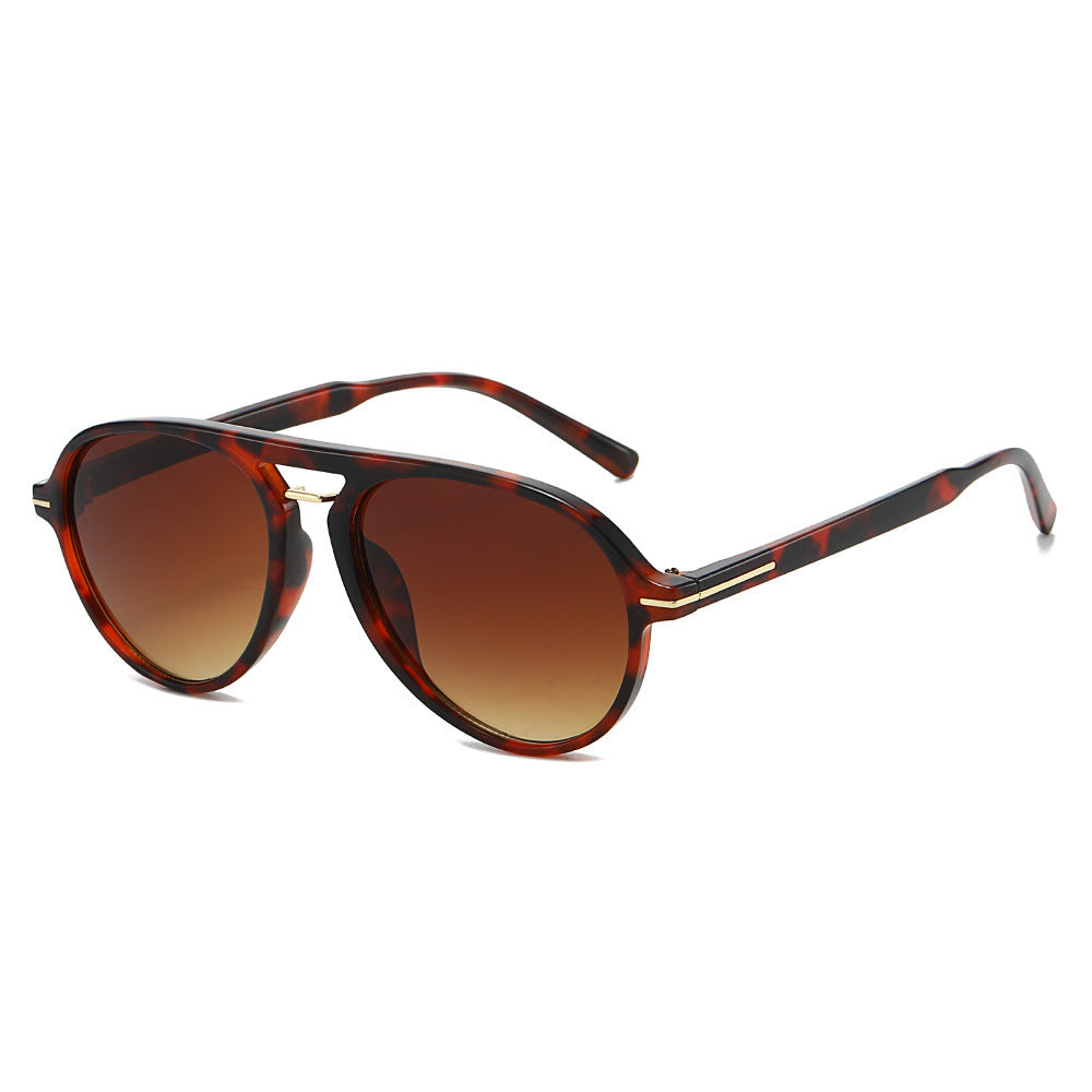 Modebewusste Schild-Sonnenbrille Karnz
